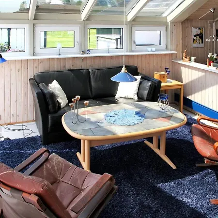 Holiday home Vrage - 800m From The Sea In Ne Jutland By Interhome Hadsund