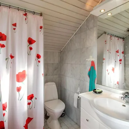 Holiday home Vrage - 800m From The Sea In Ne Jutland By Interhome Hadsund