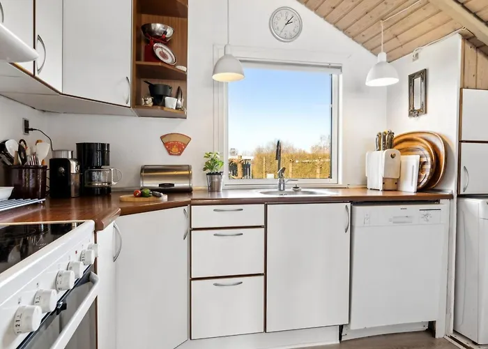 Vrage - 800m From The Sea By Interhome Nyaraló